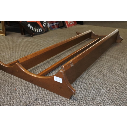 1215 - A vintage Ercol plate rack. approx50x97cm.