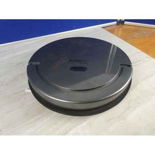 810 - A Robo 360 hoover (a/f).