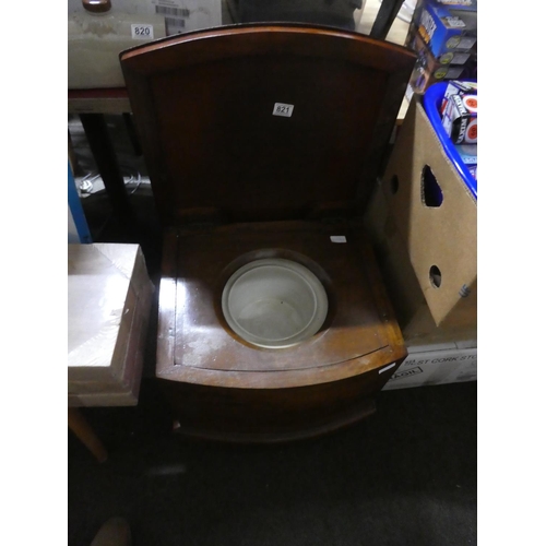 821 - An antique mahogany commode/table with pottery chamber pot/ approx 50x54x48cm.