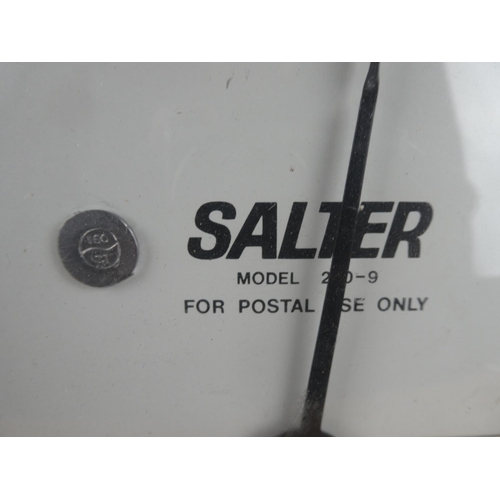 846 - A large set of Salter postal scales. approx 40cm.