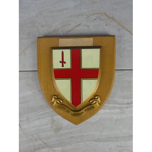 928 - A wooden shield wall plaque 'City of London Police' - To CID Waterside from D/C Brendan Tolan, Dec '... 