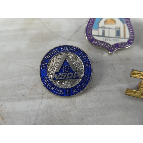 946 - Two Richardson Memorial Hall Centenary LOL 310 RBP 256 badges and more.