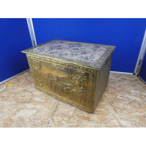 1223 - A stunning vintage coal box with handcrafted panel top.