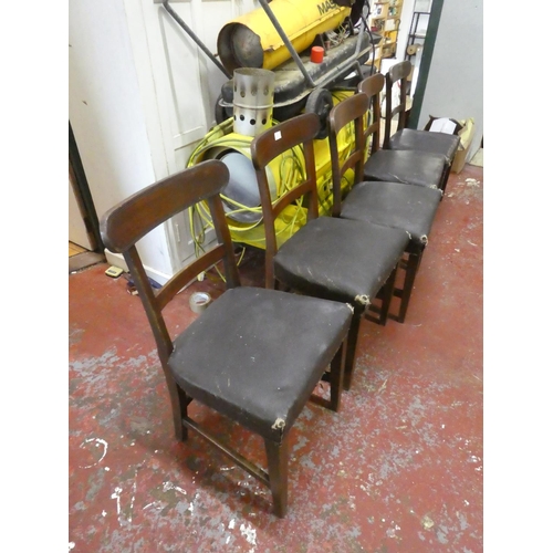 1228 - A set of five antique Irish vernacular dining room chairs