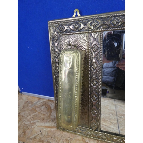 1361 - A vintage hall mirror with two brushes.