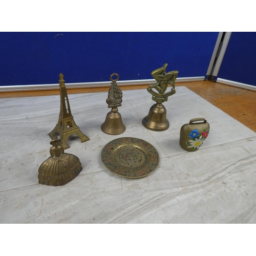 30 - A lot of vintage brass ornamental bells, Eiffel Tower and plate.