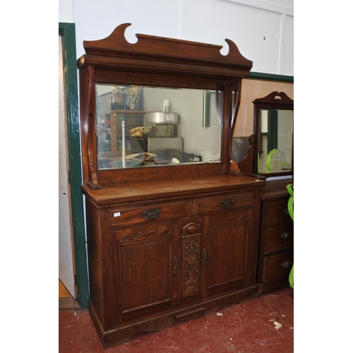 1179 - A stunning antique mirror back sideboard. Approx 128x200x48cm.