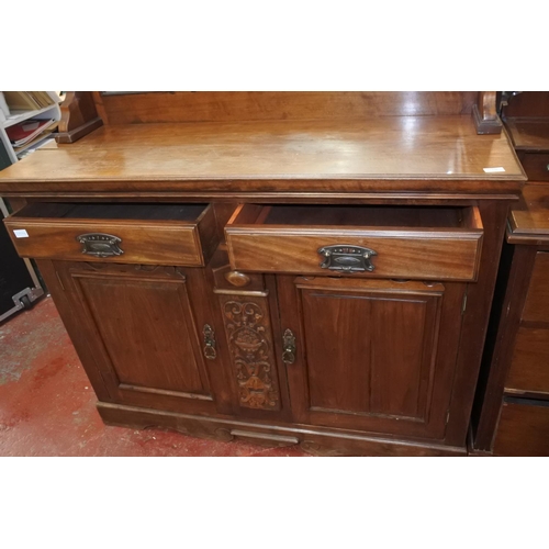 1179 - A stunning antique mirror back sideboard. Approx 128x200x48cm.