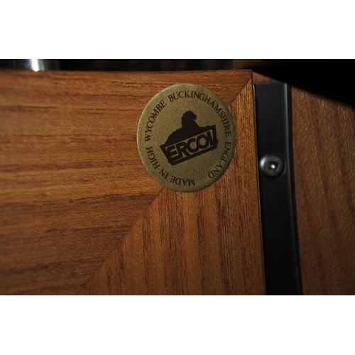 258 - A stunning Mid Century Ercol sideboard, model 455 D. Approx 155x162x45cm.