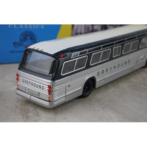 596 - A boxed limited edition Corgi Classics Greyhound Lines Fishbowl bus.