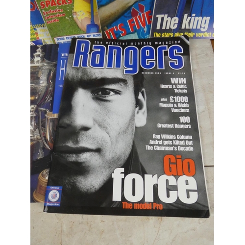 670 - A collection of magazines relating to Rangers Football Club.