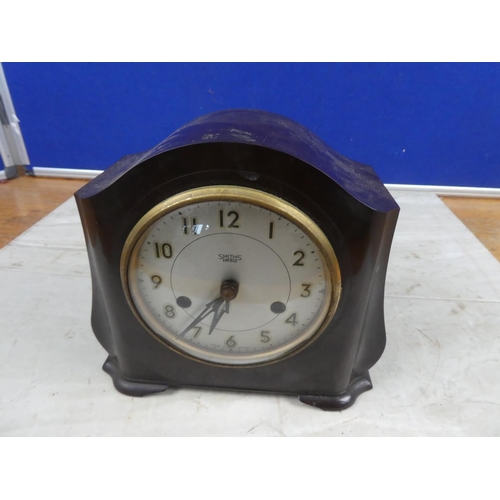 681 - A vintage Bakelite wartime mantle clock.