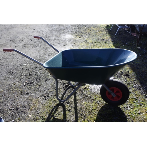 1158 - A wheel barrow.