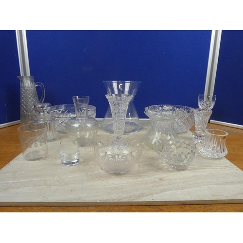 1041 - An assortment of cut glass and crystal ware.