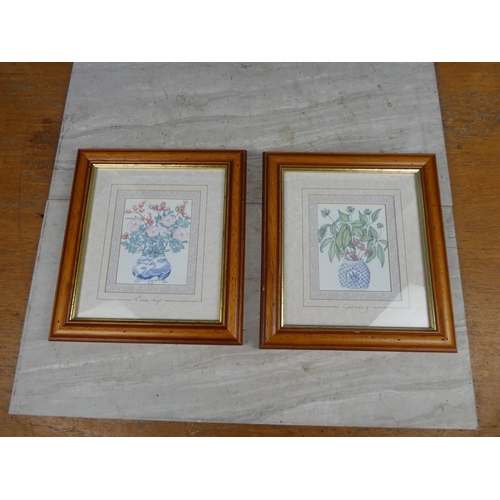 1046 - Two framed floral prints.