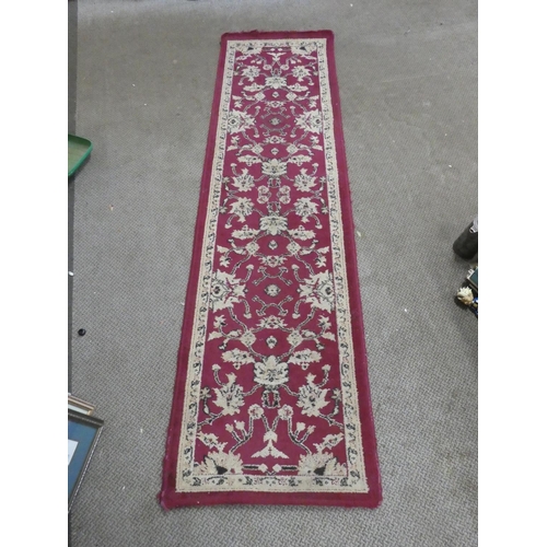 1078 - A red rug/runner