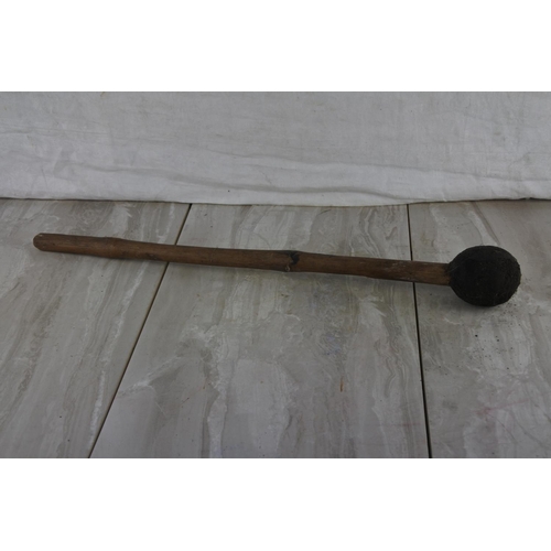 65 - A stunning antique cudgel/ weapon.