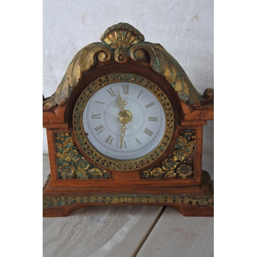 93 - A vintage metal cased Splendex mantle clock, a vintage Westclox mantle clock, another and an Italian... 