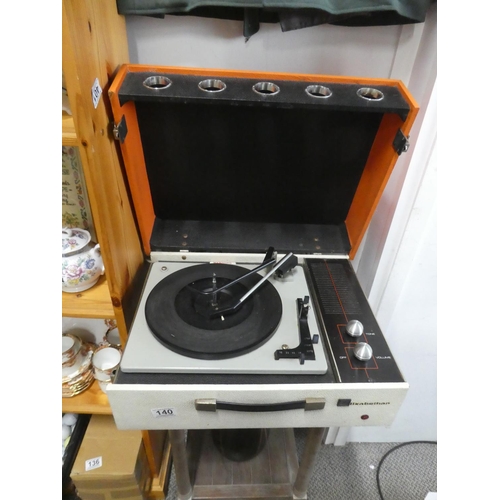 140 - A vintage Elizabethan Vinyl record player.