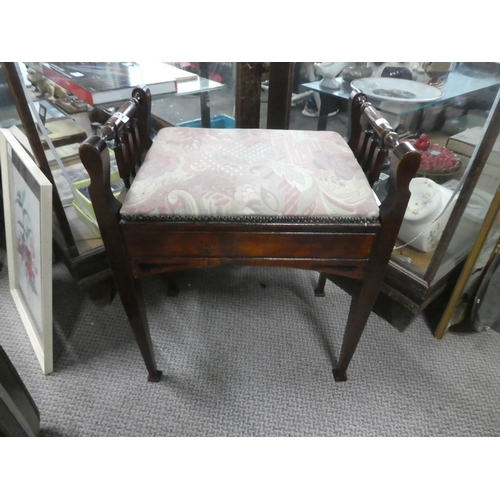 191 - A vintage piano stool.  Approx 50x62x34cm.