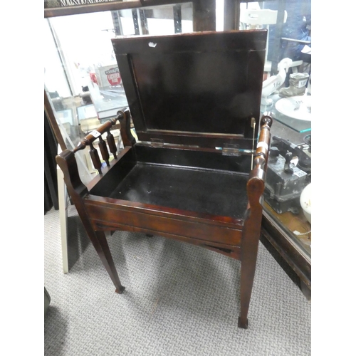 191 - A vintage piano stool.  Approx 50x62x34cm.