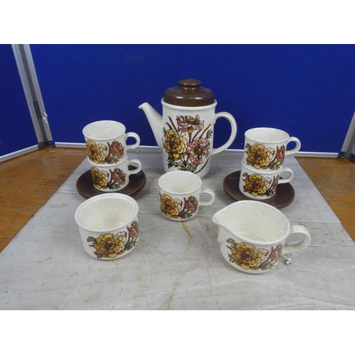 290 - A stunning vintage Royal Worcester 'Palissy' coffee set.