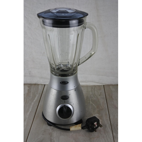 311 - A Breville liquidiser.