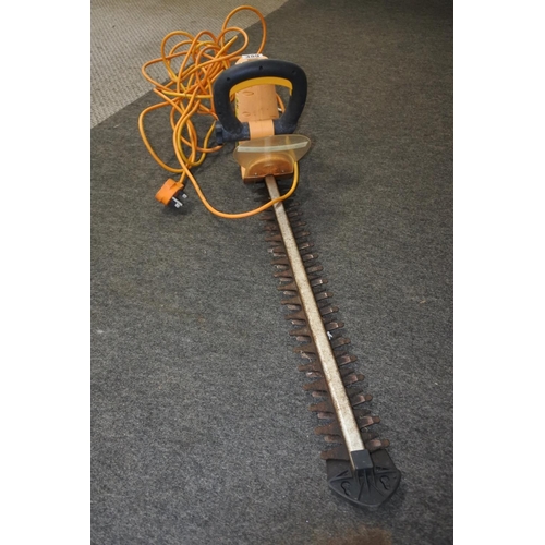 359 - A Landxcape 550w hedge trimmers (untested).