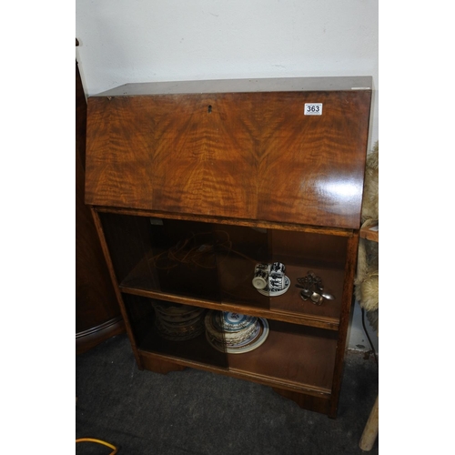 363 - A vintage writing bureau with 4 glass sliding doors. Approx 73x99x30cm.