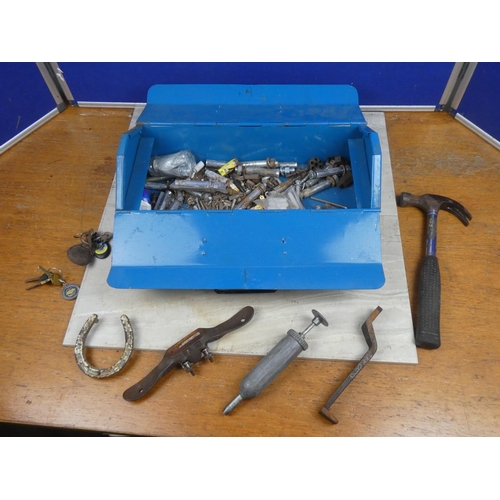 479 - A tool box and contents.