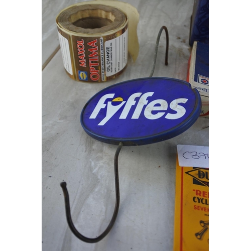 704 - A vintage Fyffes shop hook, a roll of vintage Maxoll stickers. a vintage boxed Aladdin Wick and lots... 