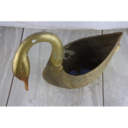 759 - A large brass swan planter