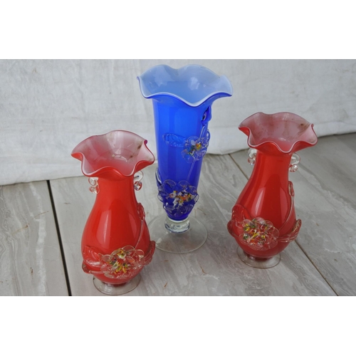 848 - Three vintage glass vases with flower encrusted detail.