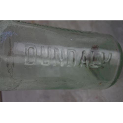 898 - A vintage Dundalk glass bottle.