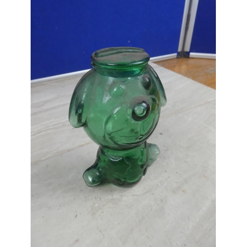 990 - A rare vintage green glass money box in the style of a bear.