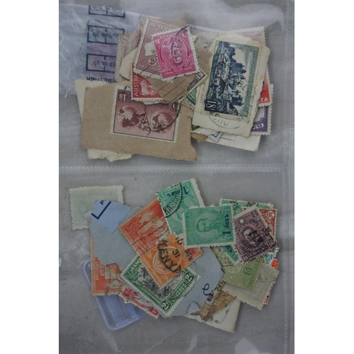 1060 - A job lot of used collectors stamps.