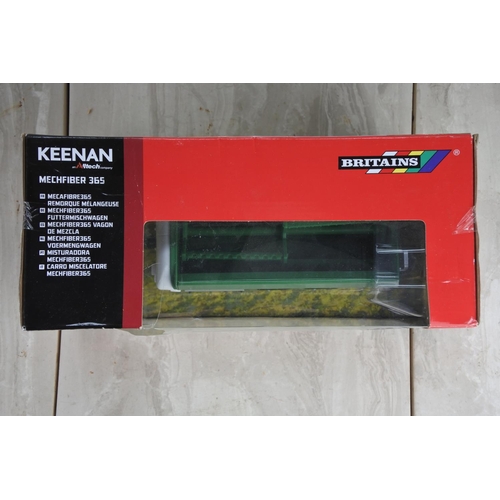 1067 - A boxed Britains Keenan Mechfiber 365, scale 1:32.