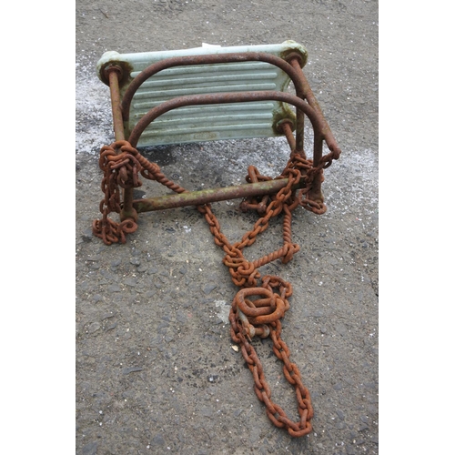 1238 - A vintage children's swing.