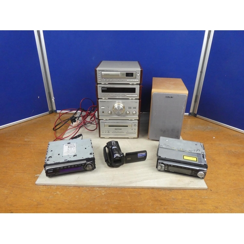 1130 - A Kenwood and a JVC car radio, a Technics stereo and more.