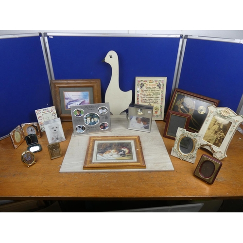 1135 - A job lot of assorted picture frames, a Welcome wooden duck sign and more.