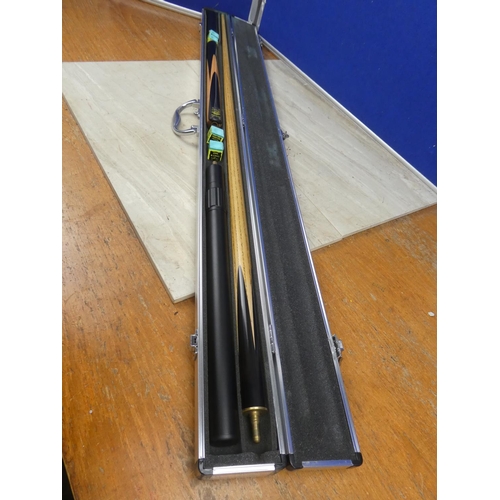 1154 - A metal cased handmade snooker cue made by Luos.