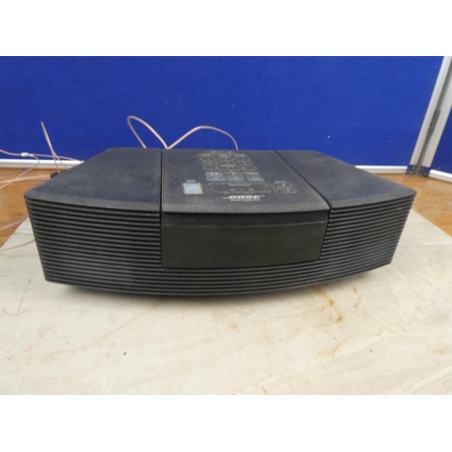 1173 - A Bose radio/cd player.