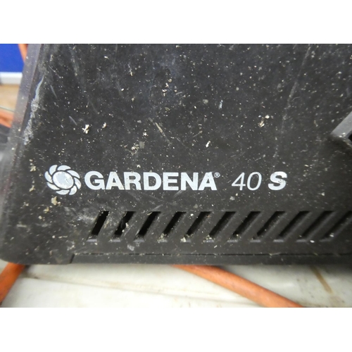 1187 - A Gardena electric hedge clippers.