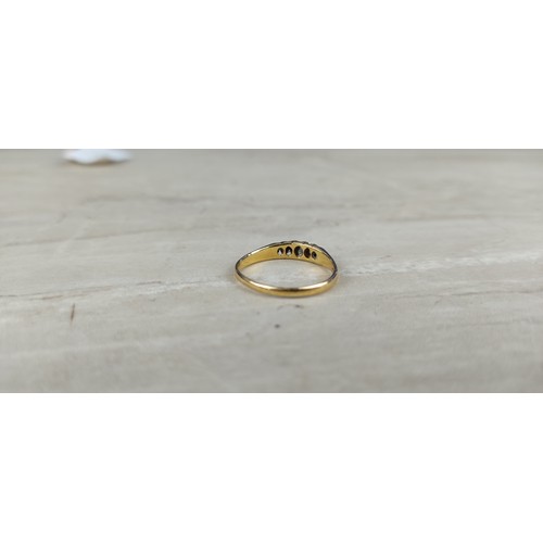 1001 - A stunning antique gold & diamond ring.