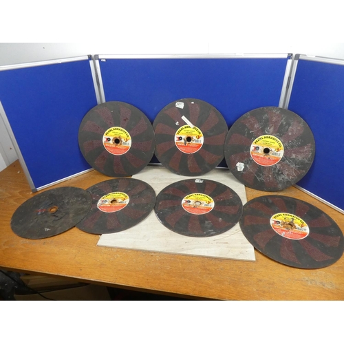 1183 - Five Pearl Abrasive cutting discs and another,