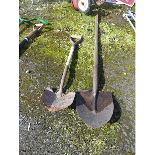 751 - Two shovels.