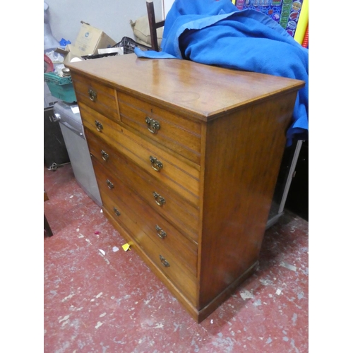 650 - A stunning antique chest of six drawers. Approx 122x122x54cm.