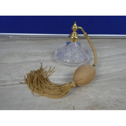 280 - A vintage glass perfume atomizer with cream ivory tassel.