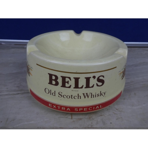 299 - A vintage Wade Bell's Scotch Whiskey ashtray.