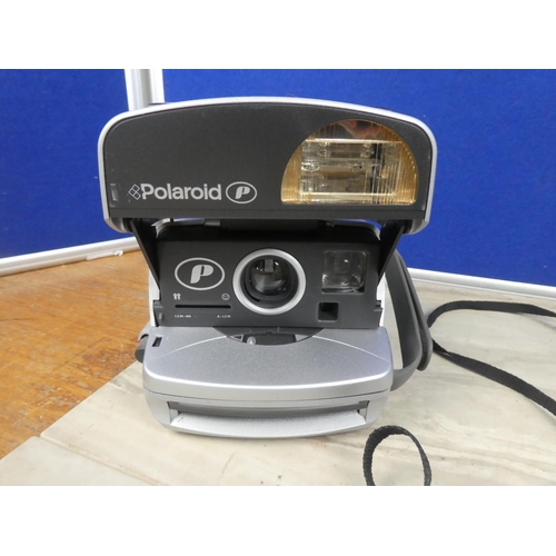 342 - A collection of vintage Polaroid cameras and more (a/f)